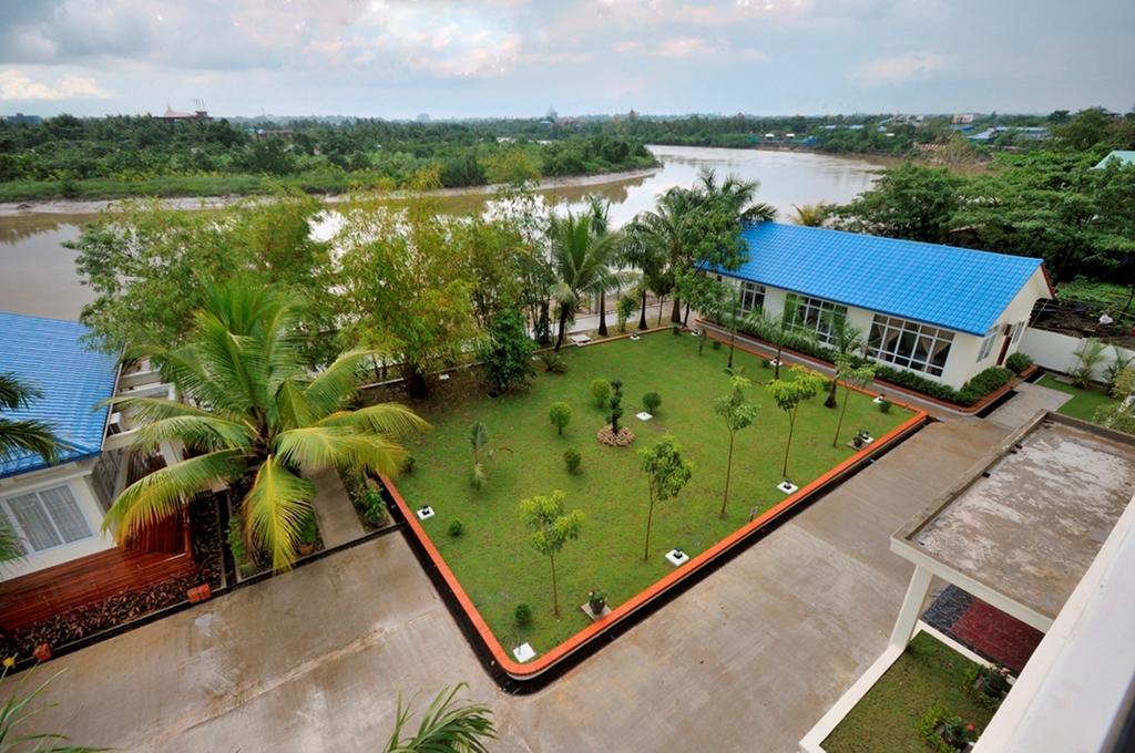 Royal Golden View Hotel Yangon Dış mekan fotoğraf