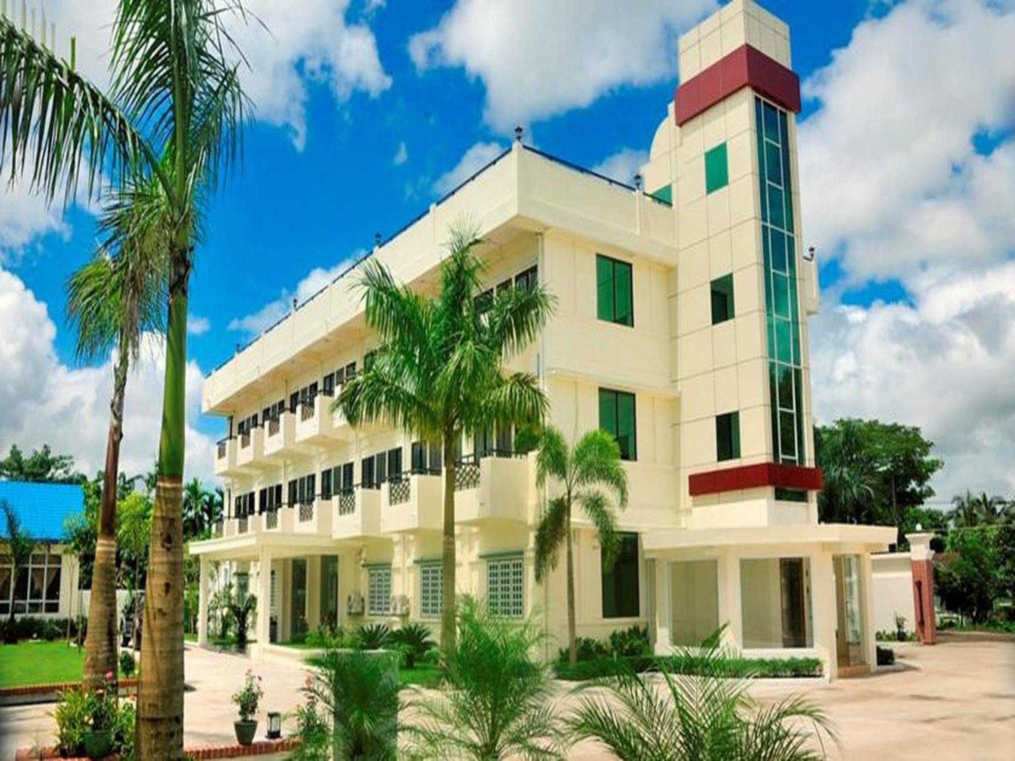 Royal Golden View Hotel Yangon Dış mekan fotoğraf
